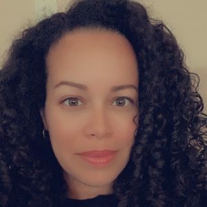 Meet your Posher, Melanie